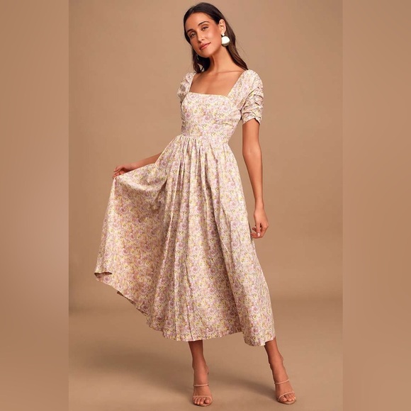Free People Dresses & Skirts - Free People She’s a Dream Floral Print Puff Sleeve Midi Dress Size 2